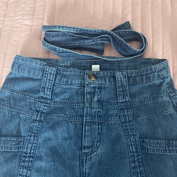 American Eagle high waist wide leg belted lightweight denim jeans 6 - Picture 3 of 13